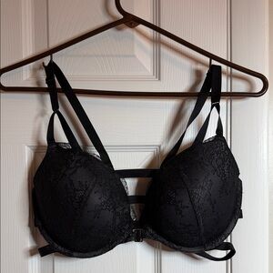 Victoria's Secret Black Lace Strappy Push-Up Bra